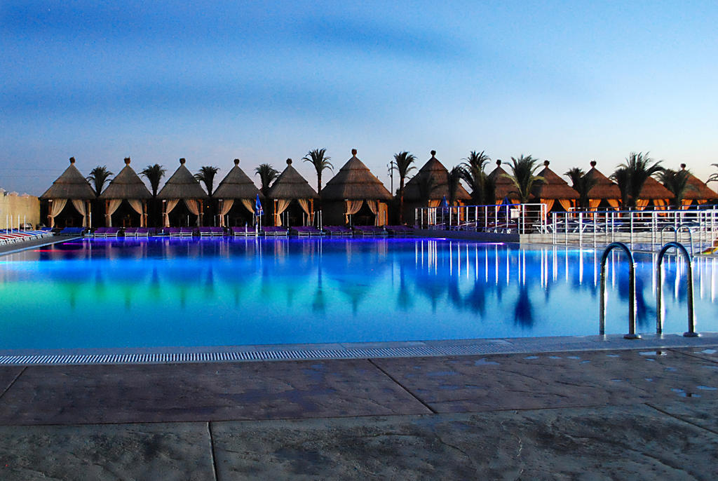 Kengur Resort Belgrado Esterno foto